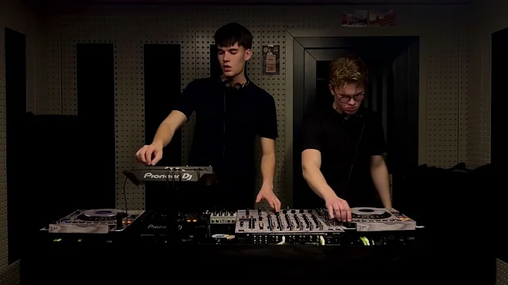 Afro Tech Set - Astia B2B florianvongregory 