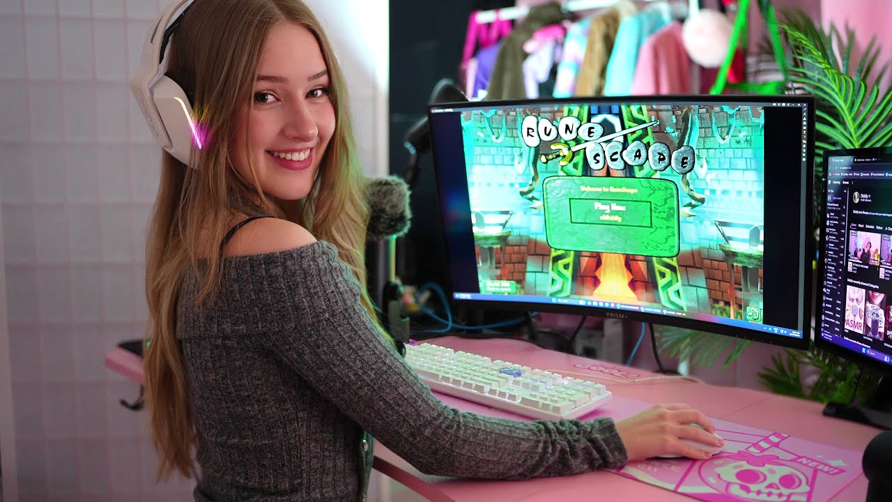 ASMR Girlfriend Ignores You While Playing Runescape