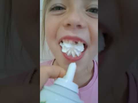 Eating cream 😋 funny 😁