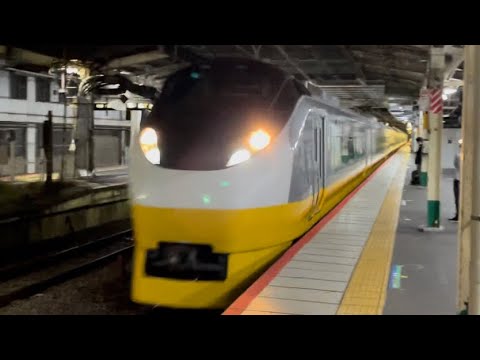 E657系ｶﾂK2編成（フレッシュひたち色リバイバル塗装・黄色※イエロージョンキル塗装・連結器カバー無し）が松戸駅3番線を高速通過するシーン（2023.10.28.18:53）