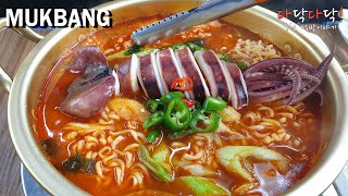 리얼먹방)이게 찐! 오징어짬뽕라면이지!(ft. 김치, 대파)ㅣSquid Champon RamenㅣREAL SOUNDㅣASMR MUKBANGㅣEATING SHOW