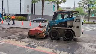 孩子們最愛的工程車 | 掃路機、修馬路、大卡車、清理路面 road sweeper