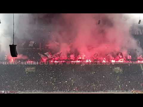 Milano derby AC Milan - Inter | AC Milan fans pyro