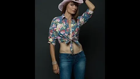 Interview with actress Kelly Barrett, USA