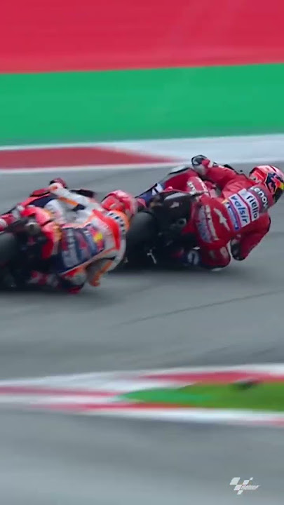 One of the greatest final corners ever! 🙌 Andrea Dovizioso and @Marc Márquez #shorts #motogp
