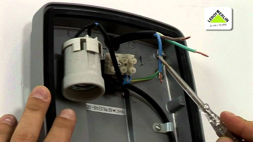 Instalar apliques y plafones de exterior (leroy merlin) youtube Plafones led leroy merlin