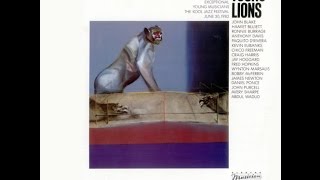 1983 release on elektra/musician recorded at carnegie hall, june 30th,
1982 kool jazz festival produced by michael gibbs breakin' nigerian
sunset 7:14 fmw 20...