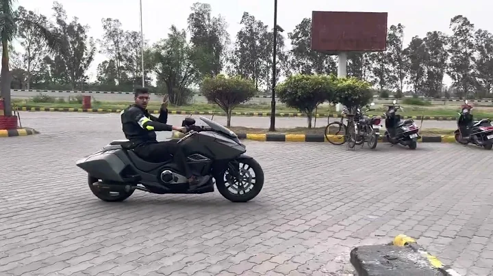 Honda NM4 Vultus Batman Batmobile