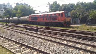 รถไฟขบวนรถน้ำมันใสพิเศษชำรุด แม่น้ำ บางซื่อ ALSTHOM ALS เครื่อง CATERPILLAR 4151