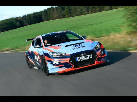 hyundai-rm19-racing-midship-sports-car-prototype-at-the-nürburgring