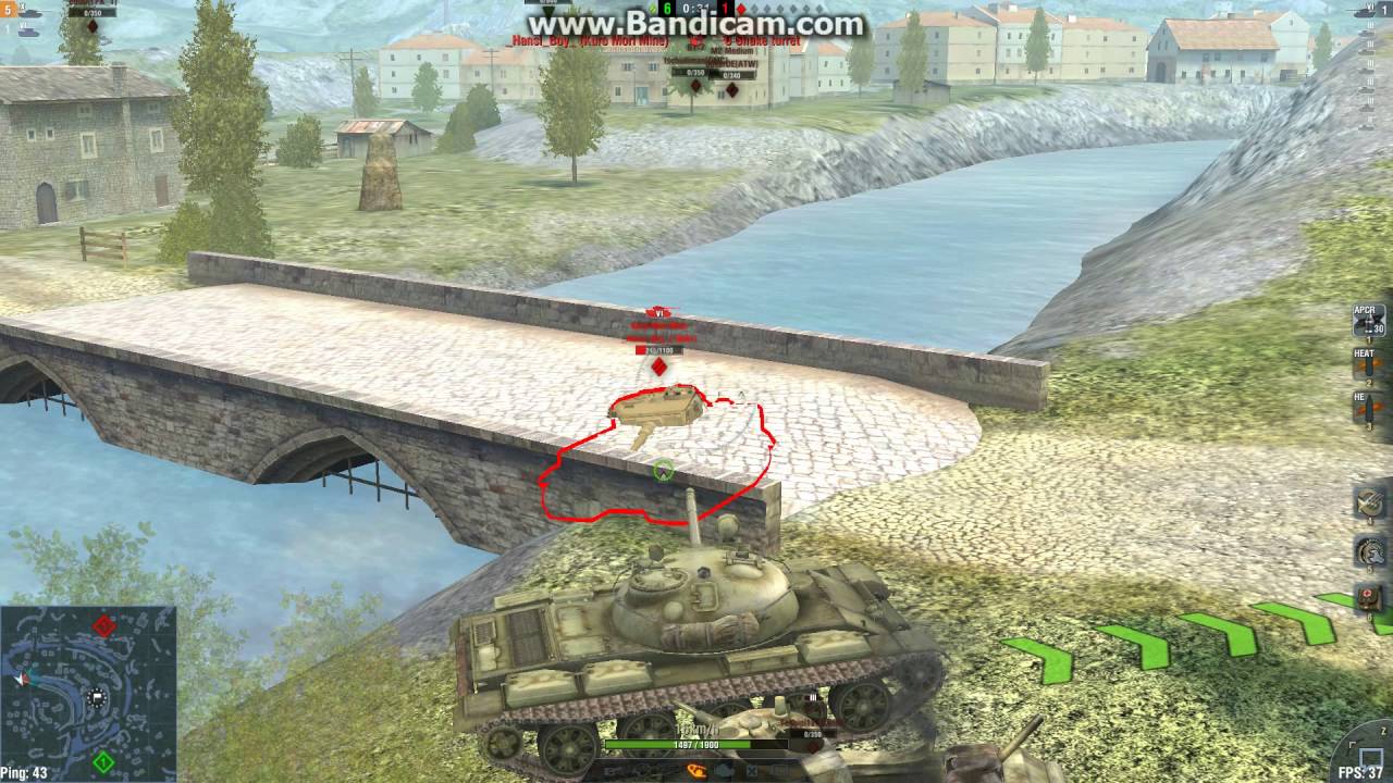 Блиц баги. Баги вот блиц. World of Tanks Blitz баги. Пасхалки и баги в блиц. Летающий танк блиц.