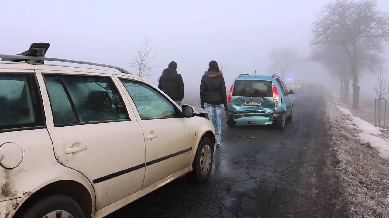 Tragická nehoda více vozidel u obce Výšovice na Prostějovsku