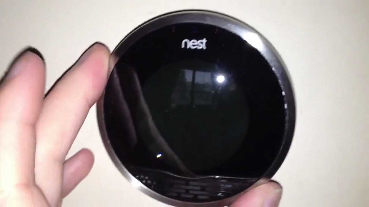 nest camera flashing red