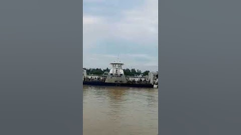 Con sông nước chảy vòng cầu Ngày sau có việc thảm sầu thiết tha