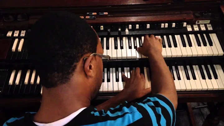 Eugene Reid Organ Solo Tribute to Bishop Vander L ...