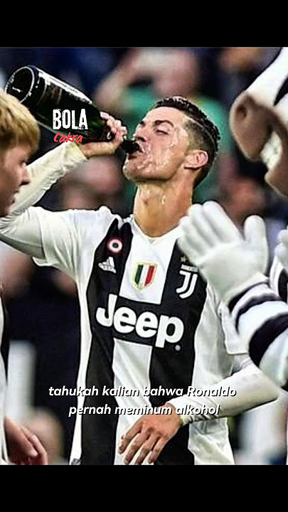 Ronaldo ternyata suka minum alkohol!