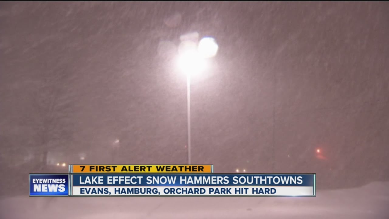 Southtowns hammered with Lake Effect snow - YouTube