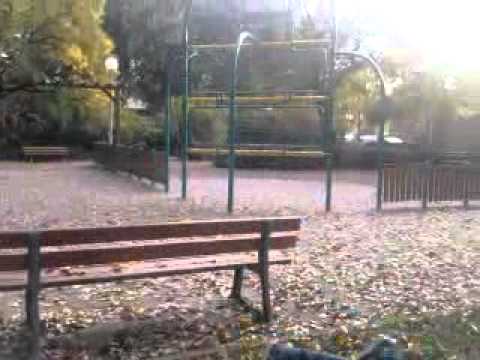 antoine trebuche sur le banc