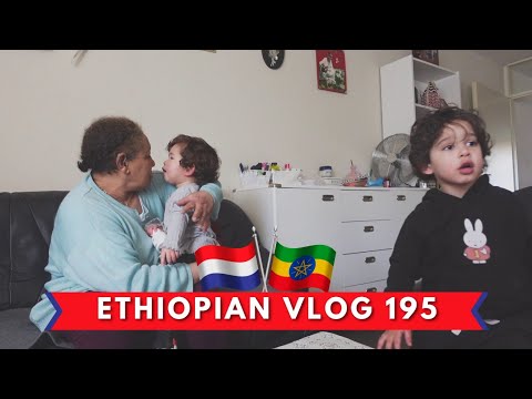 ቪዲዮ: ጠረጴዛን ለልጅ እንዴት እንደሚመረጥ