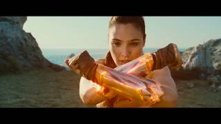 Video thumbnail of "Wonder Woman  | Titanium"