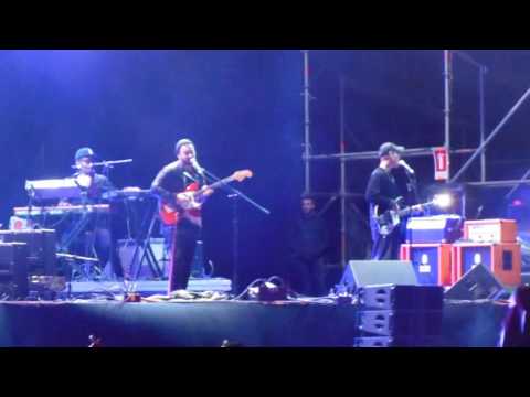 Unknown Mortal Orchestra - Can't Keep Checking My Phone - (Corona Capital 19-11-16)