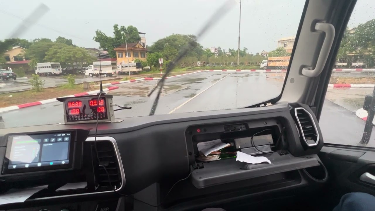 Bài Thi Sát Hạch Hạng C full tải Tại Trung Tâm GDNN Đào Tạo Lái Xe Hùng Vương - Phường Phú Thọ