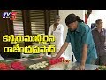 Actor Rajendra Prasad pays tribute to Devadas Kanakala