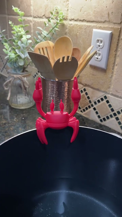 OTOTO Red the Crab Silicone Utensil Rest - Kitchen Gifts, Silicone