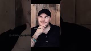 Ayrildik Ama Hi̇kayeleri̇me Bakmaya Devam Edi̇yor Ildırım