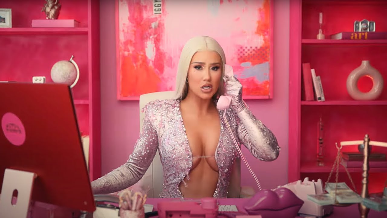 ⁣Iggy Azalea - Money Come [Official Music Video]