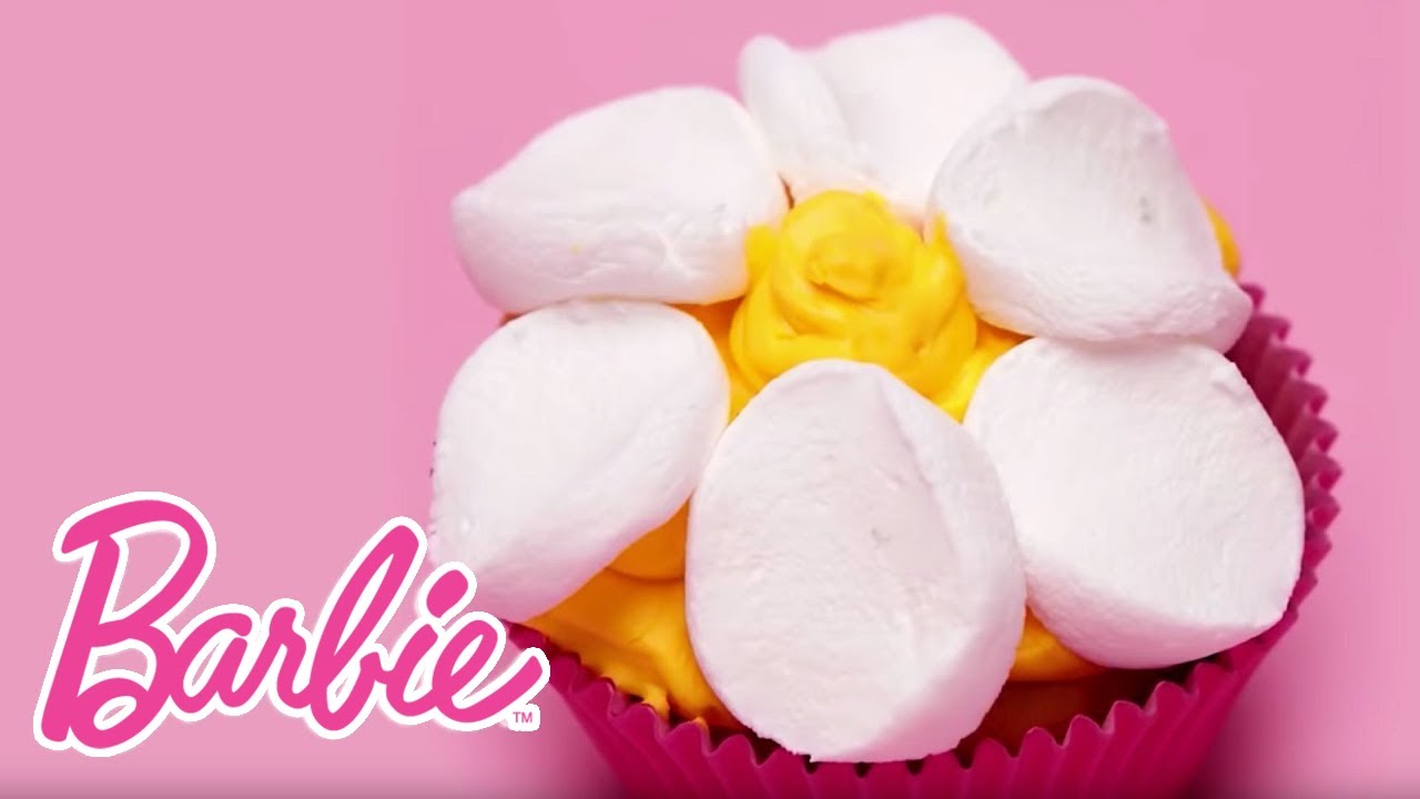 girls like you DIY Flower Cupcakes | Cooking and Baking | Barbie