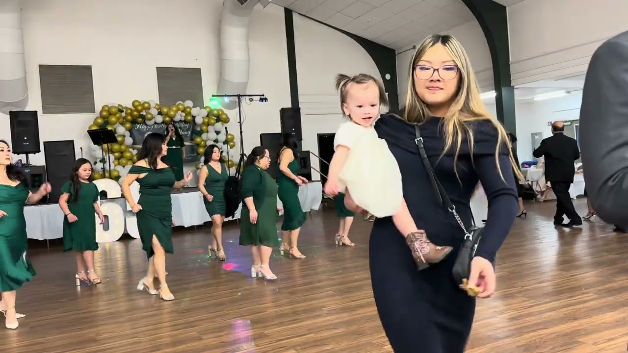 Kev txhawb siab rau tub nyiaj zeb