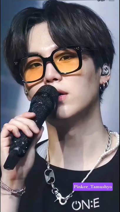 Watch Yoongi's belly roll😁💜#yoongi #suga #bts #btsarmy