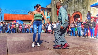 VOLVIÓ A BAILAR “EL SON SOLITO” 🙌 EN XILITLA 🇲🇽 TRÍO CANTAR SERRANO 🎻