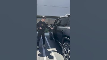 Rivian R1S Electric Running Boards Order at Hansshow.com and for SAVING USE CODE AT CHECKOUT: HS420