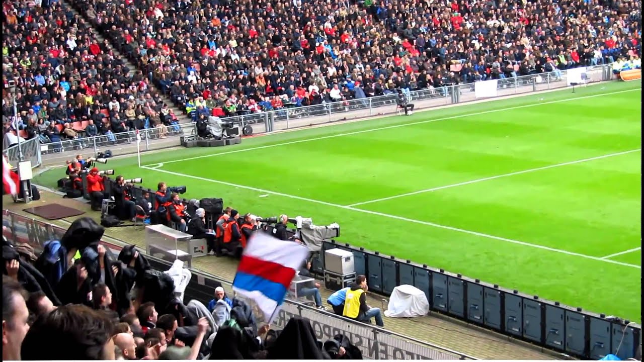 PSV Feyenoord 100 seizoen 20102011 fans zingen YouTube PSV Feyenoord 100 seizoen 20102011 fans zingen YouTube