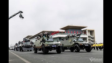 Cận cảnh dàn xe chống đạn, lập rào chắn của lực lượng Cảnh sát cơ động