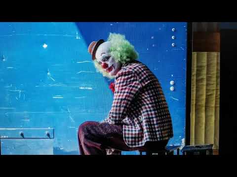 Joaquin Phoenix Goes Full Clown in New Joker Images
