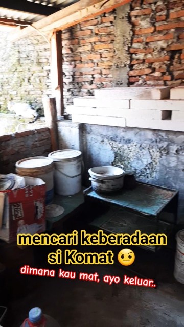 Kalau ada Lagu ini Pasti ada Si KOMAT, Jangan Sembunyi Mat..#kangenband #sikomat #andikakangenband