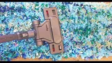 Crafting Therapy - Vacuuming a Rag Rug - Ragged Life