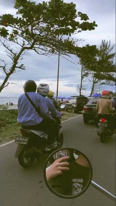 jalan-jalan sama doi
