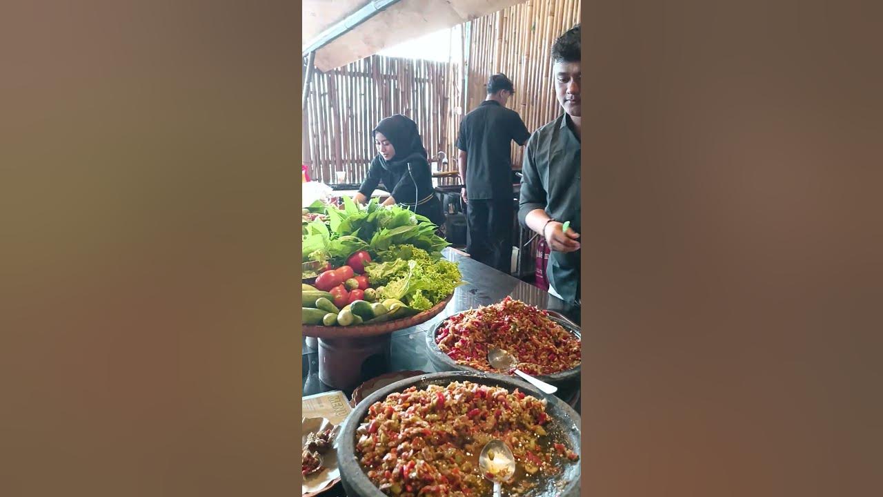 aneka sambal dan lalapan khas sunda aneka sambal dan lalapan khas sunda