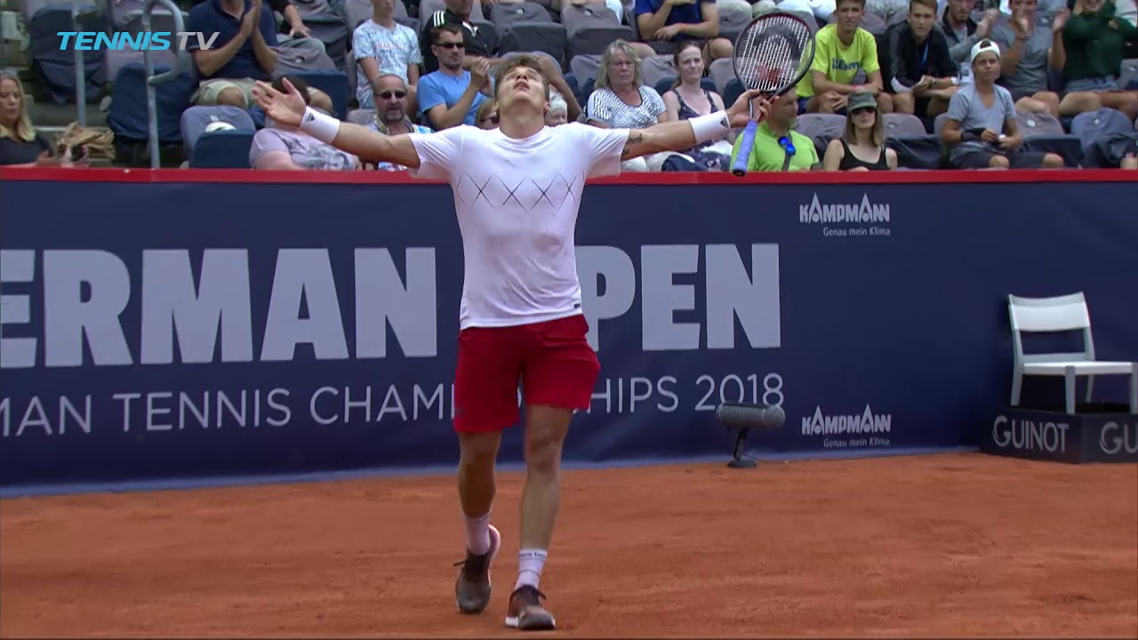 official secrets Schwartzman & Carreno Busta survive early scares | Hamburg 2018 Day 1 Highlights