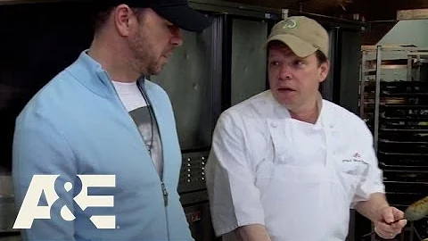 Wahlburgers: Donnie and Paul - Trouble in the Kitc...