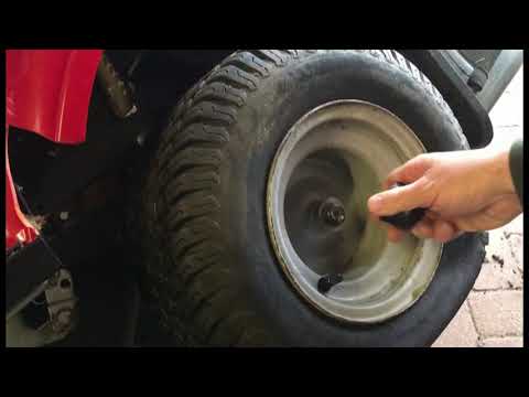 Vidéo: Comment enlever le pneu avant d'une tondeuse à gazon Cub Cadet?