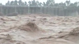 Floods claim over 100 lives in J&K