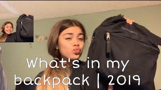 WHAT’S IN MY BACKPACK  *sophomore | 2019