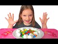 Sara si dulciurile | Incearca sa nu mananci Challenge