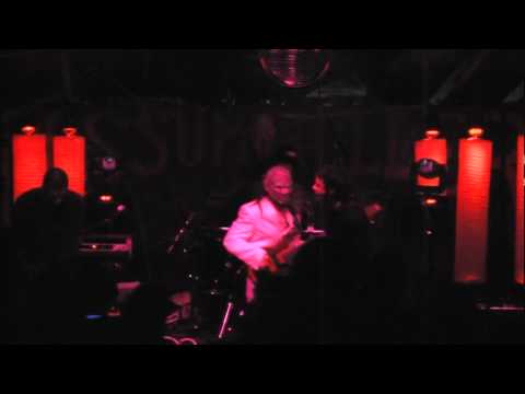 Flux - Halloween live at the Big Something's Costu...