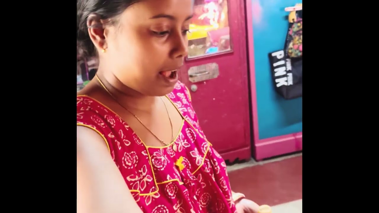 আমার বোন সবাইকে কি সুন্দর পরিবেশন করে দেখো ।আর আমি সেবা অনুষ্ঠান এর পরে কত গুলি কাজ করতে হয়েছে 